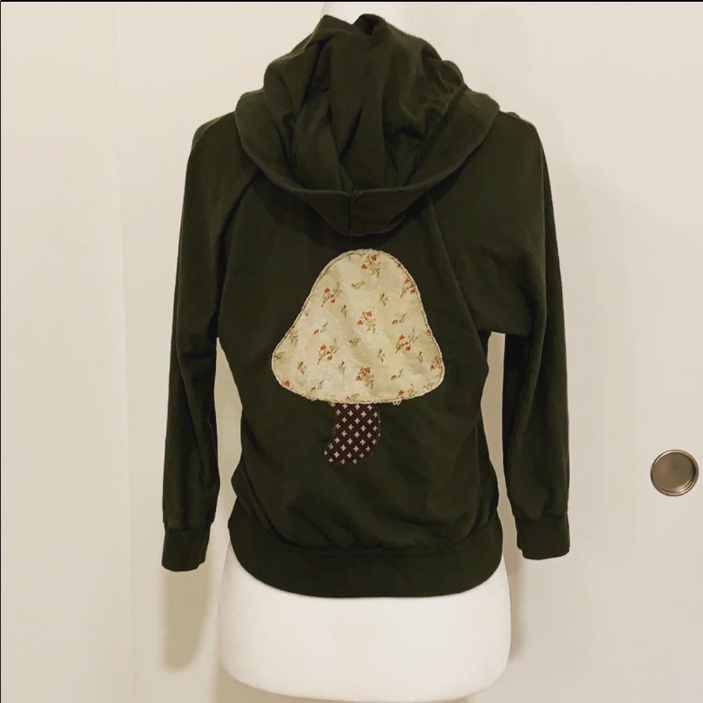 Hooded sweater